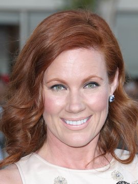 Elisa Donovan: Shows, Movies & Awards | DIRECTV